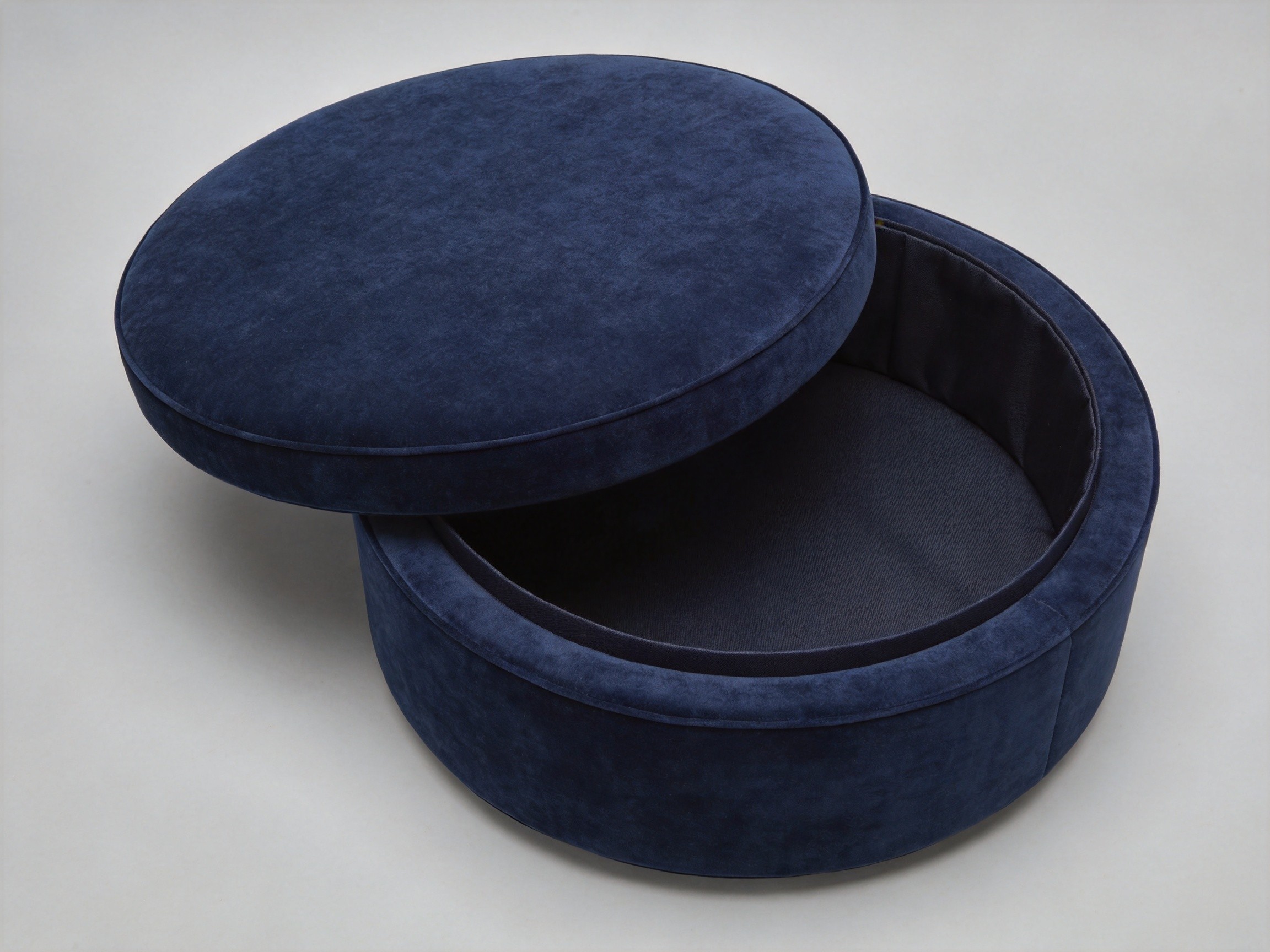 Round Velvet Storage Ottoman In Navy Blue